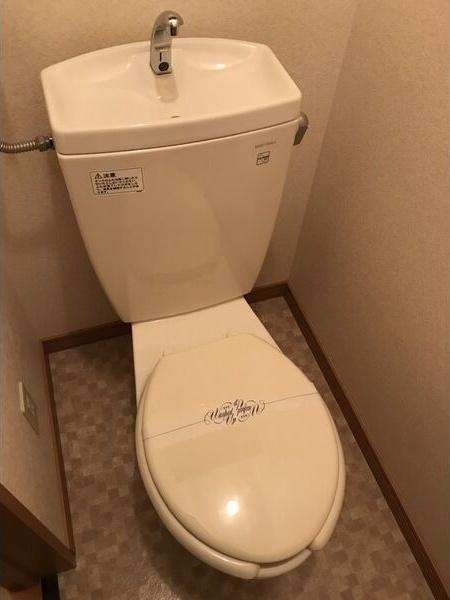 札幌市東区北十八条東１３丁目のアパート