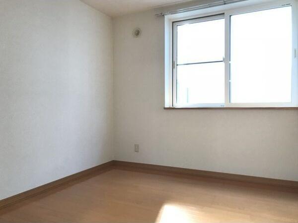 札幌市東区北十八条東１３丁目のアパート