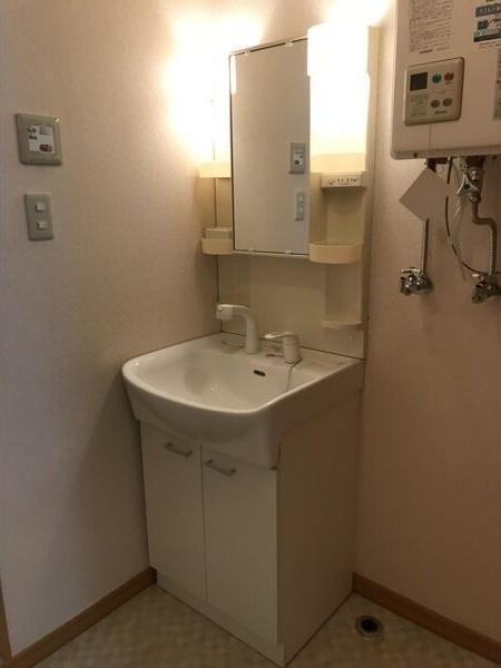 札幌市東区北十八条東１３丁目のアパート