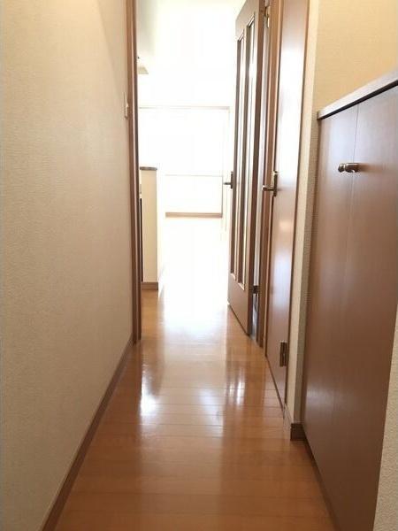 札幌市東区北十八条東１３丁目のアパート