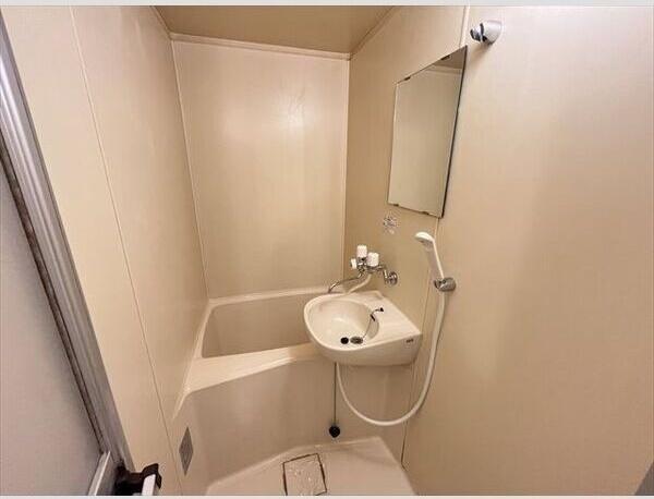 札幌市白石区本郷通３丁目南のマンション