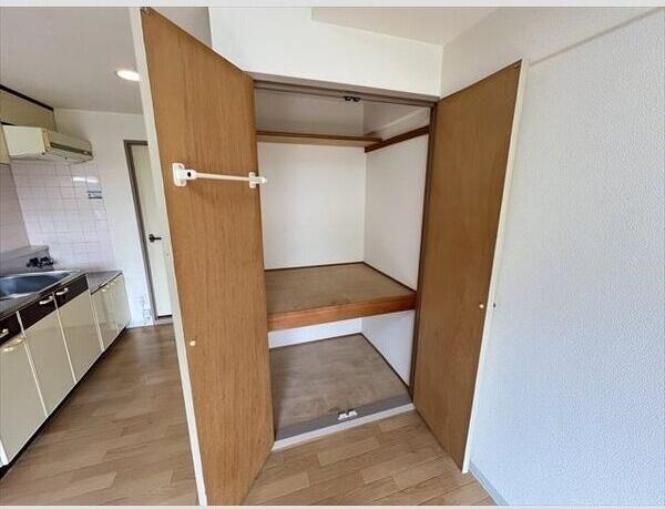 札幌市白石区本郷通３丁目南のマンション