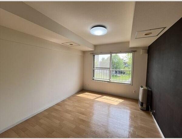 札幌市白石区本郷通３丁目南のマンション