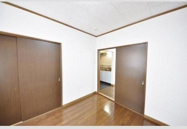 札幌市白石区菊水元町一条４丁目のアパート