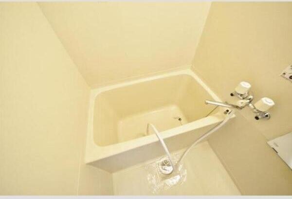 札幌市白石区菊水元町一条４丁目のアパート