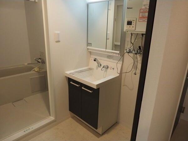 札幌市中央区北一条西２０丁目のマンション