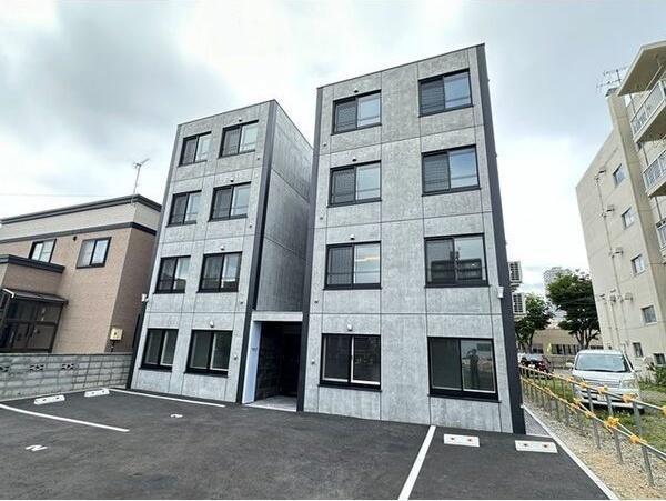札幌市東区北十二条東2丁目のマンション