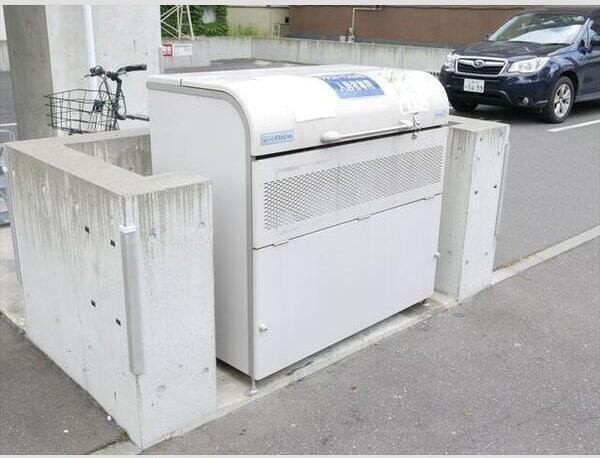 札幌市東区北十四条東１丁目のマンション