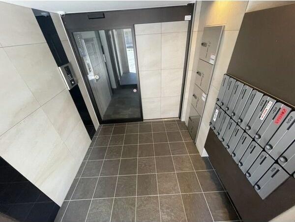 札幌市東区北十七条東１丁目のマンション