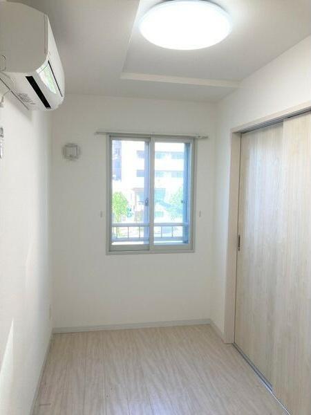 ラフィーネ中の島