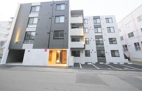 PremieristNakanoshimaプレミアイスト