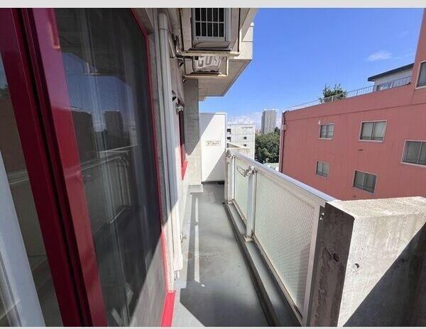 グランカーサ南11条