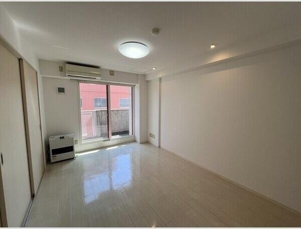 グランカーサ南11条