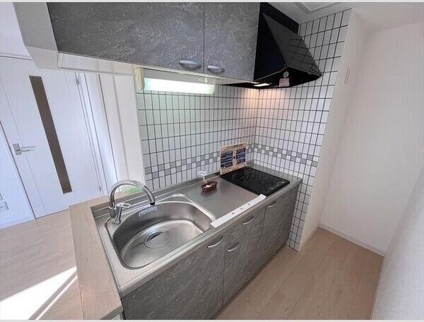 グランカーサ永山公園通　west