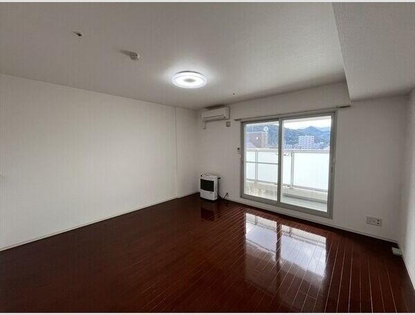 グランカーサ裏参道