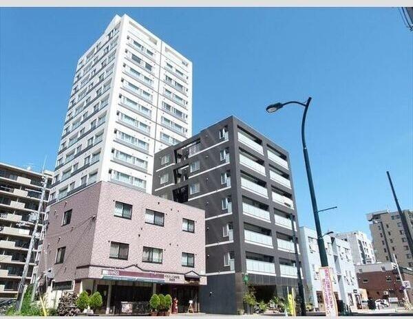 グランカーサ裏参道