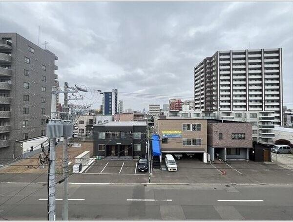 レイラ・ラ・セコンド