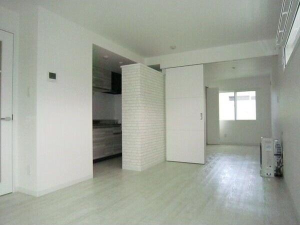 ami栄通(エーエムアイ栄通)