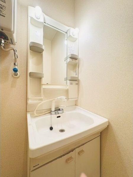 LEE　BOX(リーボックス)