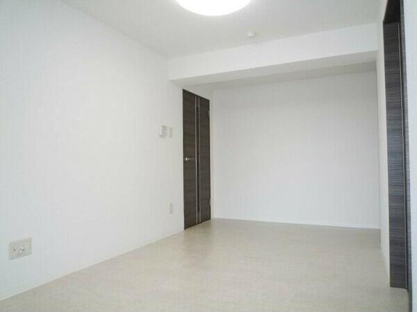 モンターニュレーヴ