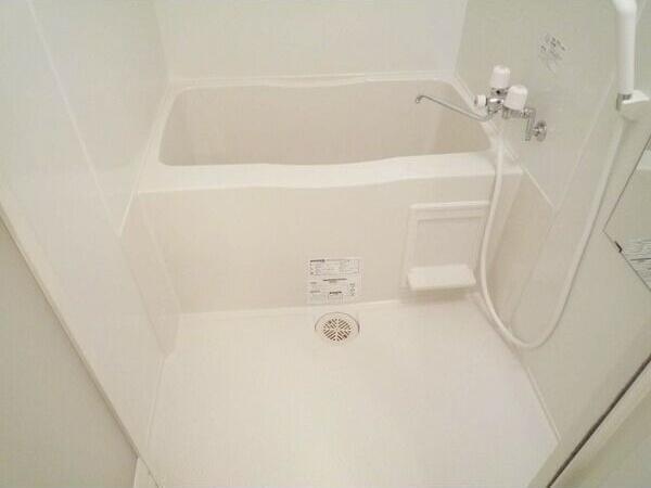 モンターニュレーヴ