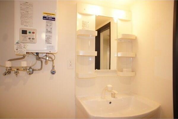 グランメール新道東駅２