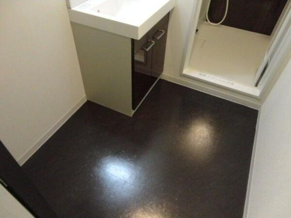 シャルルブラン