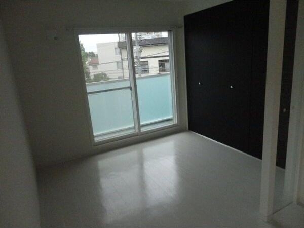 シャルルブラン