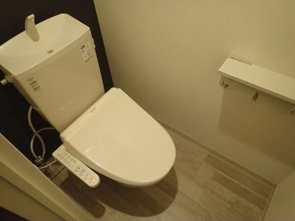 アヴェンタドール学園前