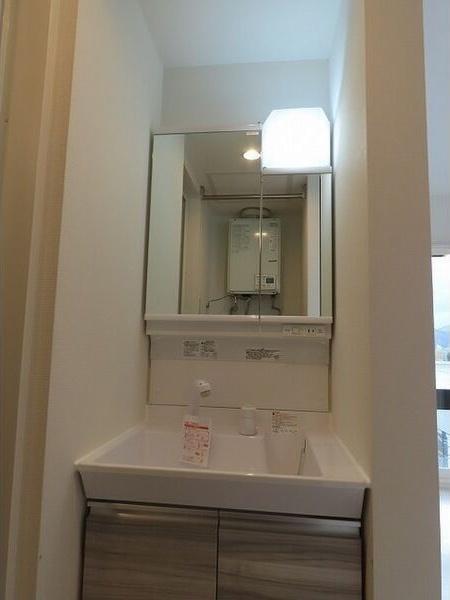 クラージュビルニシマチ