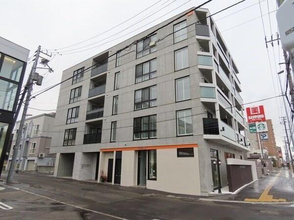 クラージュビルニシマチ