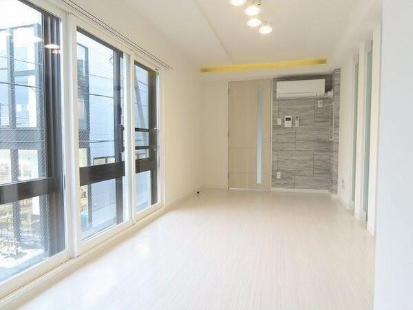 クラージュビルニシマチ