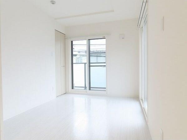 クラージュビルニシマチ