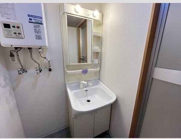 エステラ二十四軒A館