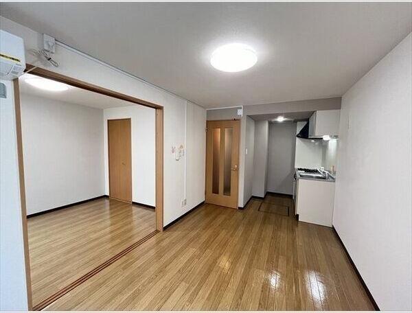 エステラ二十四軒A館