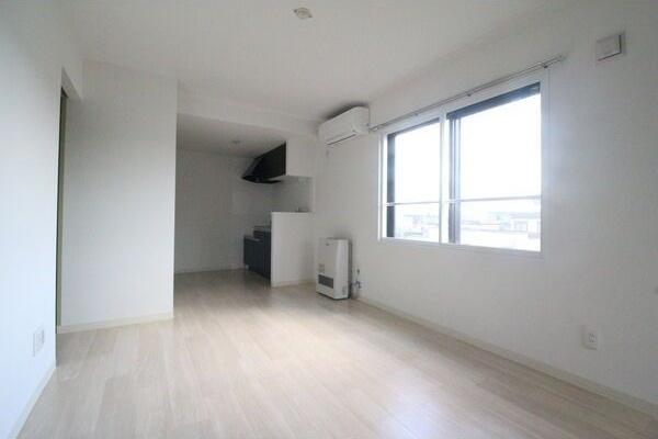 CreaMaison発寒南East(クレアメゾン)