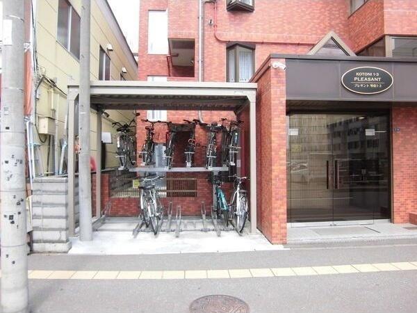 プレサント琴似1-3