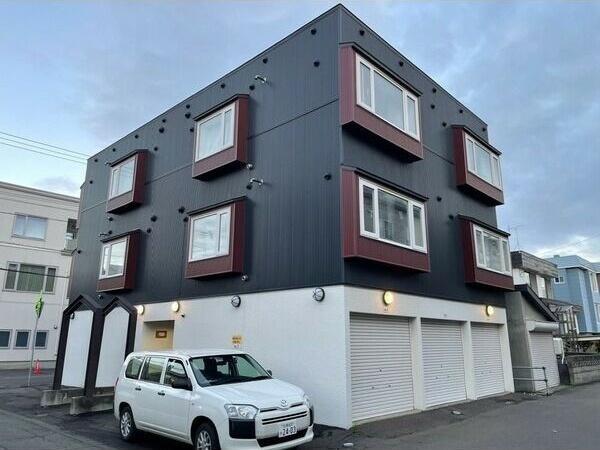 リア・クリスタル