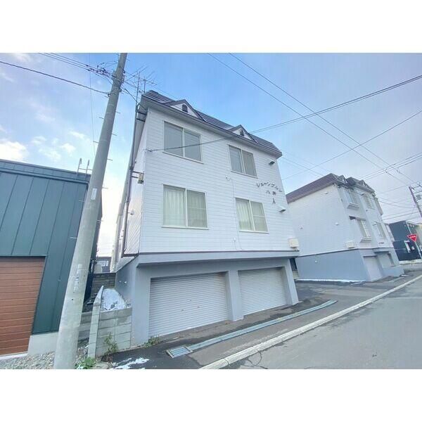 シェーンブルン八軒A