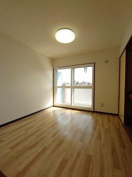 札幌市白石区本通１丁目北のマンション