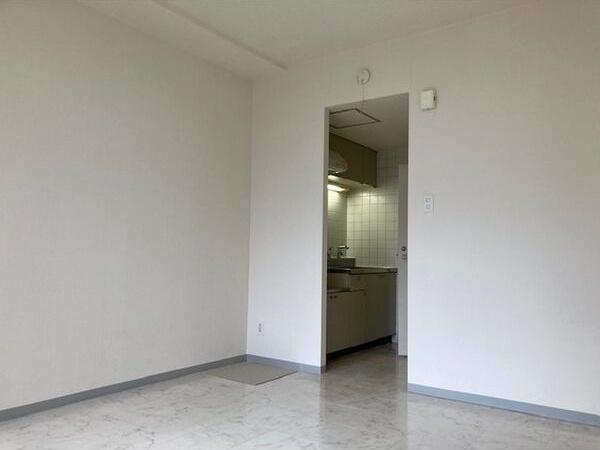 札幌市白石区菊水三条１丁目のマンション