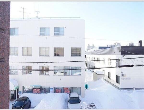 札幌市白石区本郷通２丁目北のマンション