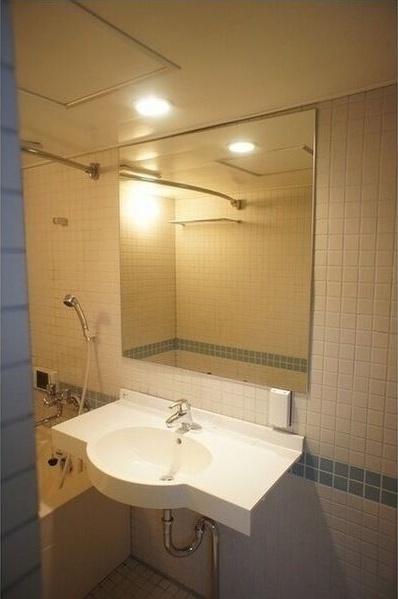 札幌市白石区本郷通６丁目北のマンション