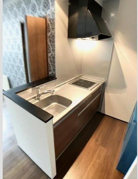 MODERN　DECO