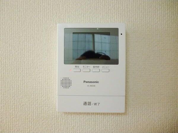 札幌市白石区南郷通１１丁目南のアパート
