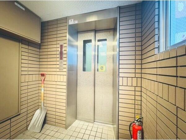 札幌市白石区菊水二条１丁目のマンション