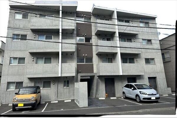 札幌市白石区本郷通９丁目北のマンション