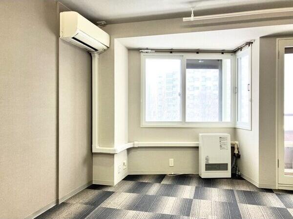 札幌市中央区大通西２６丁目のマンション