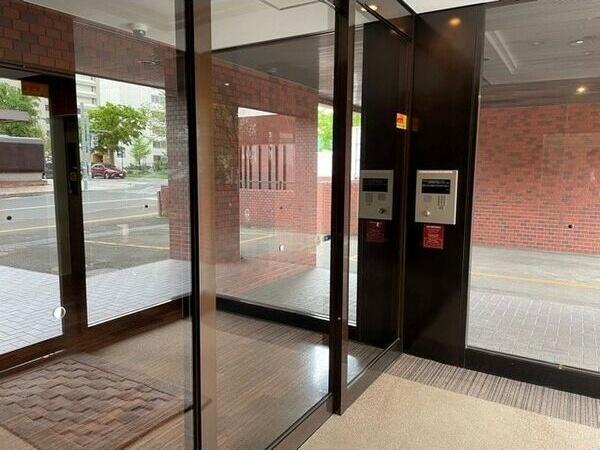 札幌市中央区大通西２６丁目のマンション