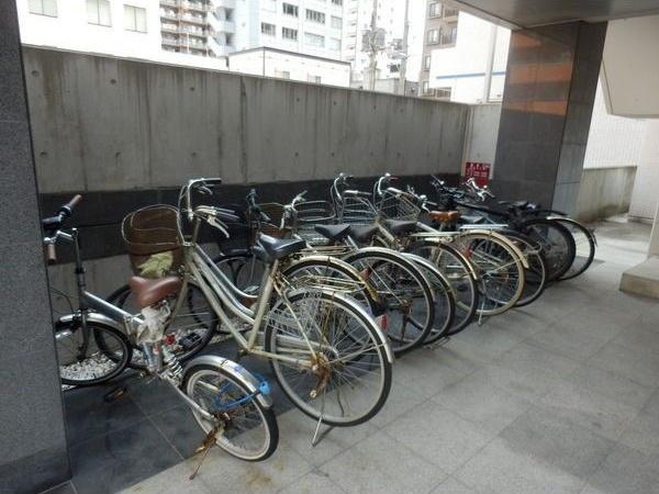 札幌市中央区南一条西２４丁目のマンション